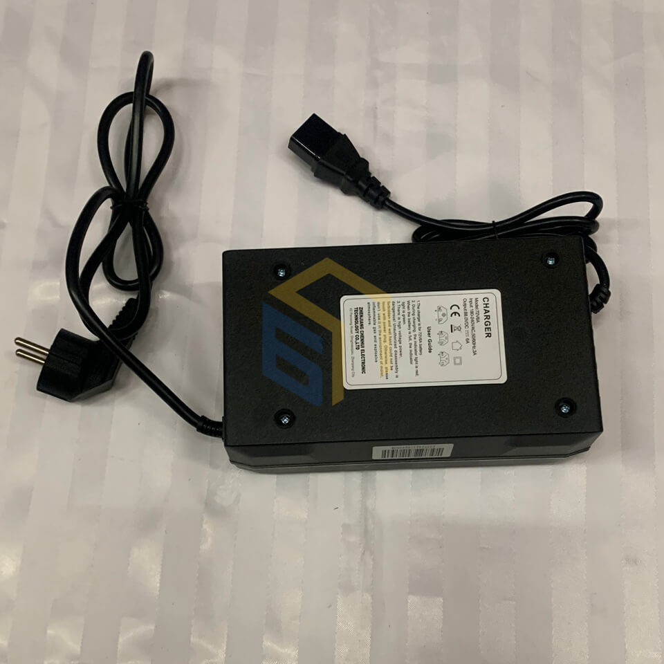 Зарядний пристрій електроскутера Yadea T2 (131752)