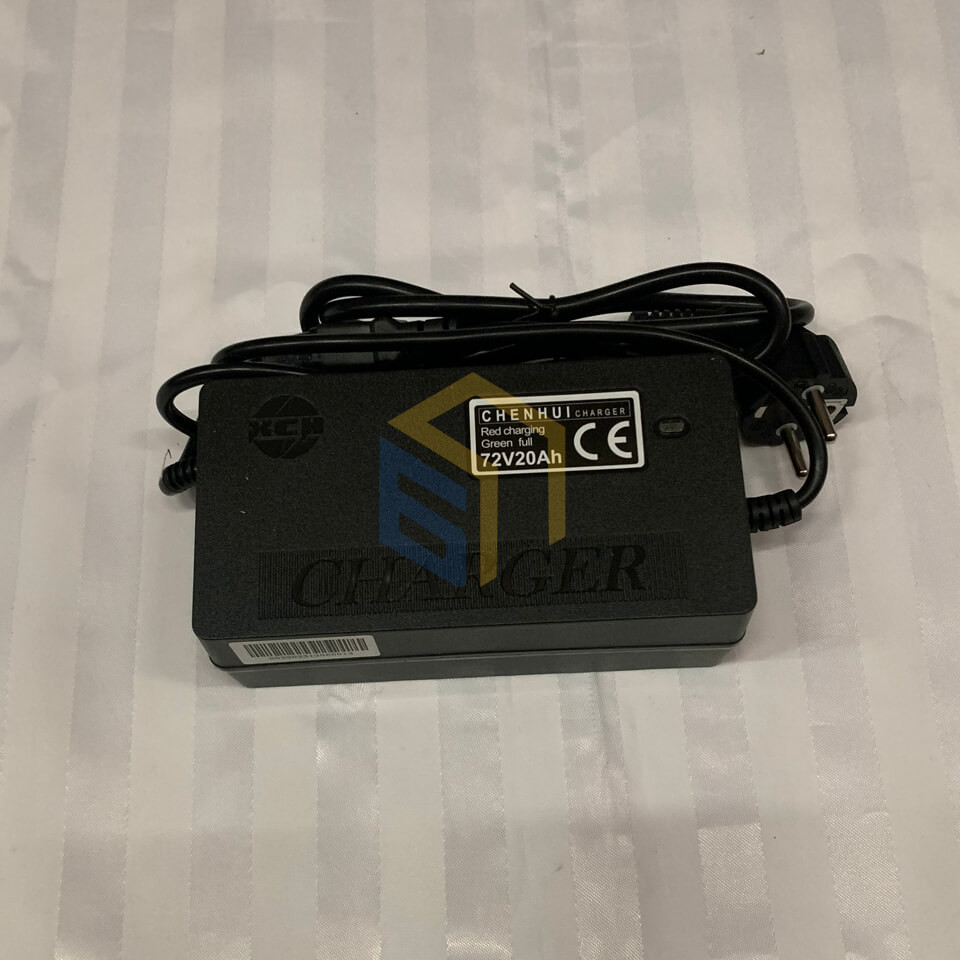 Зарядний пристрій електроскутера Yadea T5 (131765)