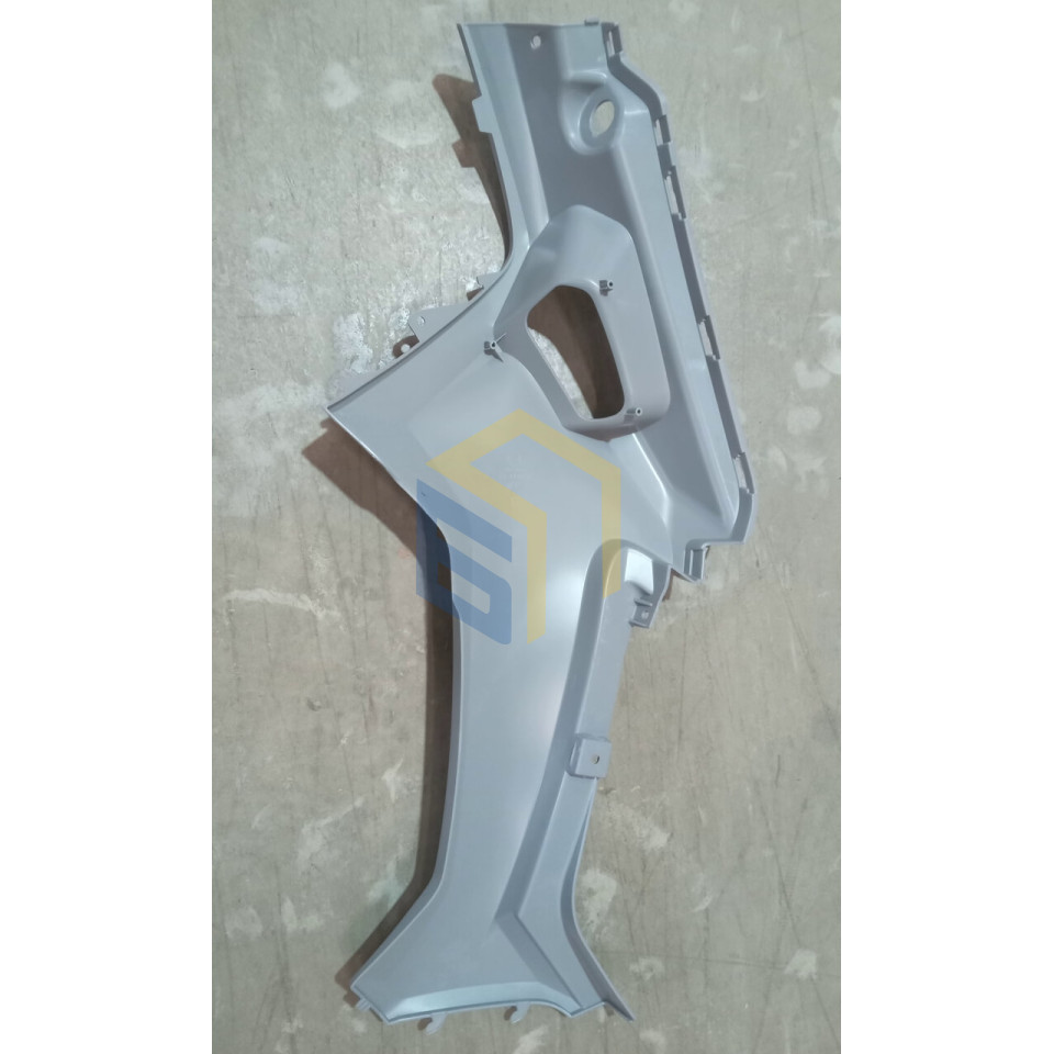 Пластик бака правая часть квадроцикла HAMMER 200L (132857)