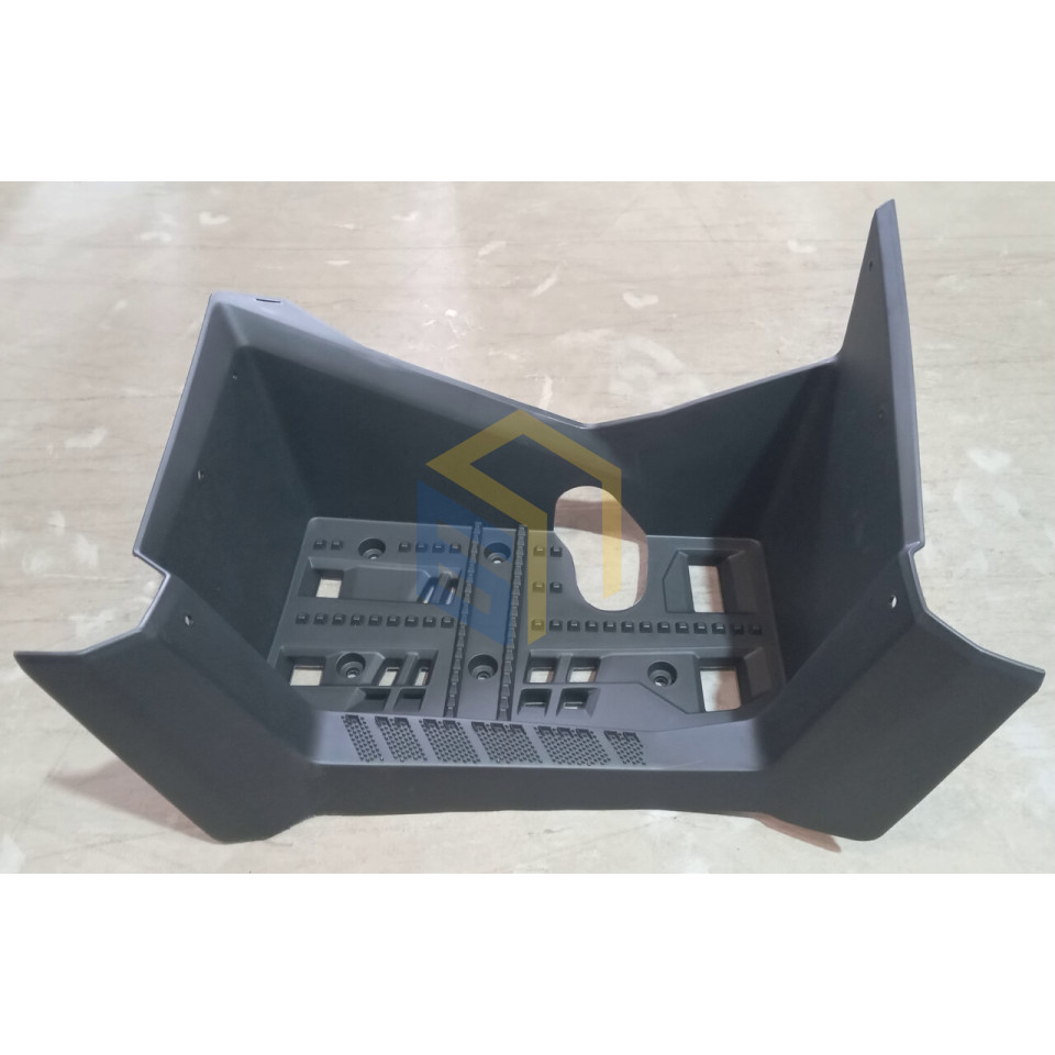 Пластикова підніжка права квадроцикла Mikilon HARDY 200 (132970)