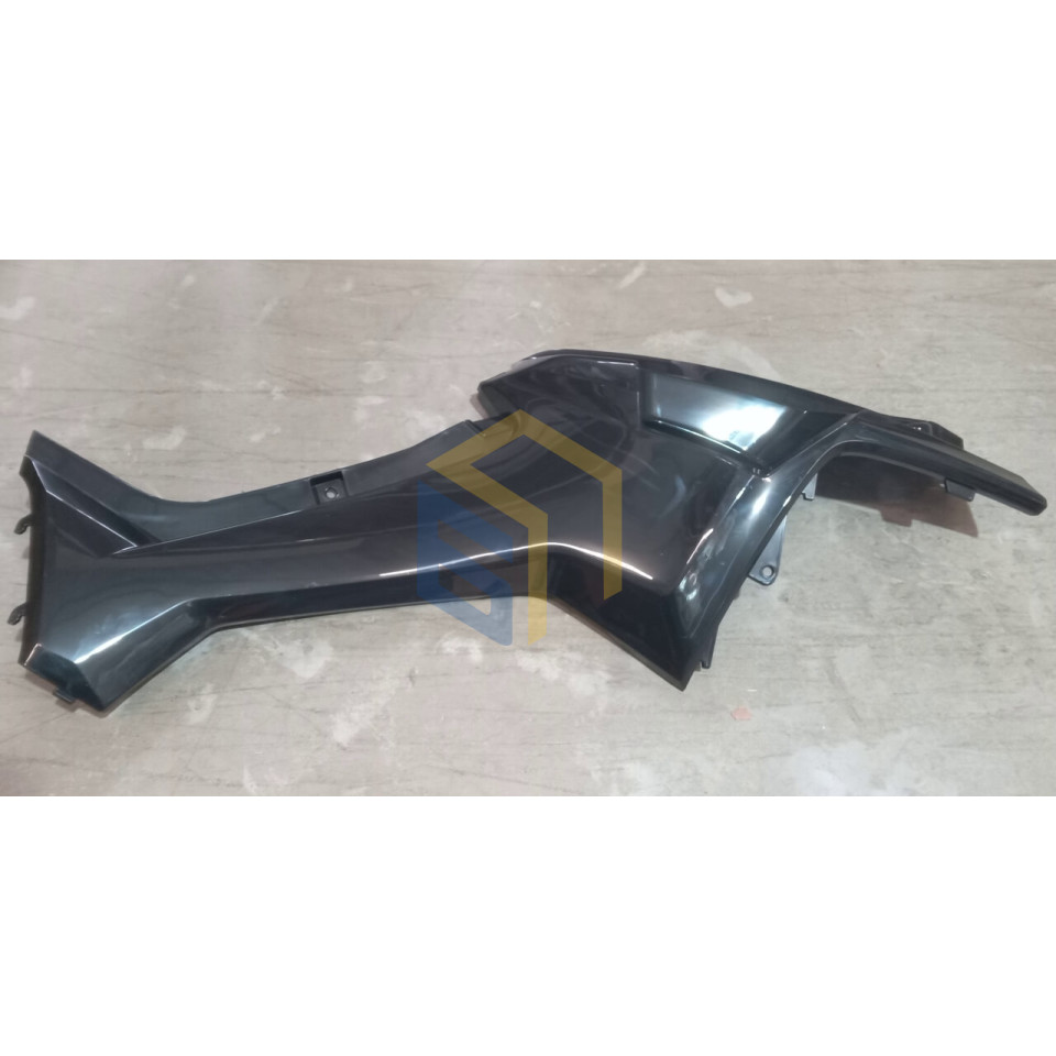 Пластик бака правая часть квадроцикла Mikilon HARDY 200 (132979)