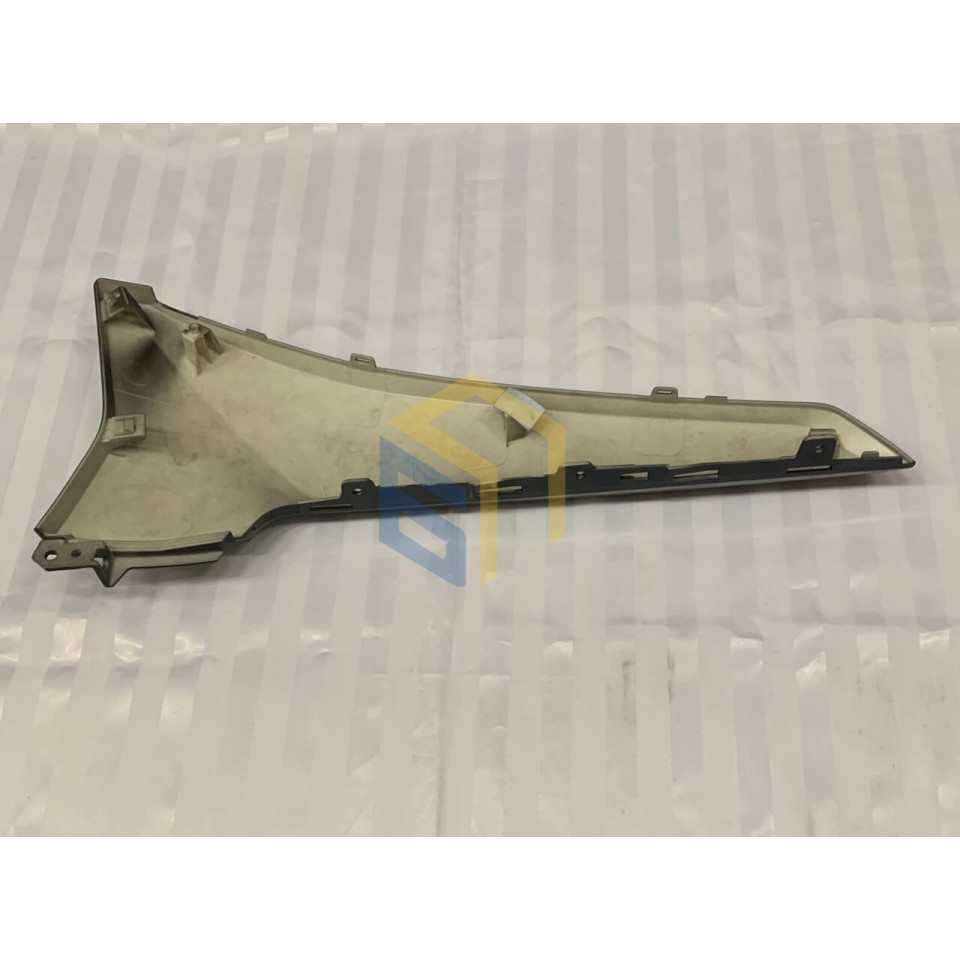 Панель ліва бічна електроскутера Yadea T5 (133377)