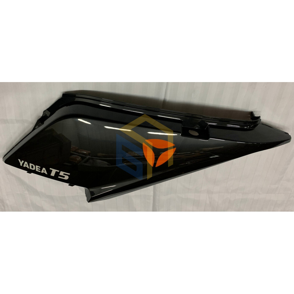 Панель ліва декоративна електроскутера Yadea T5 (133379)