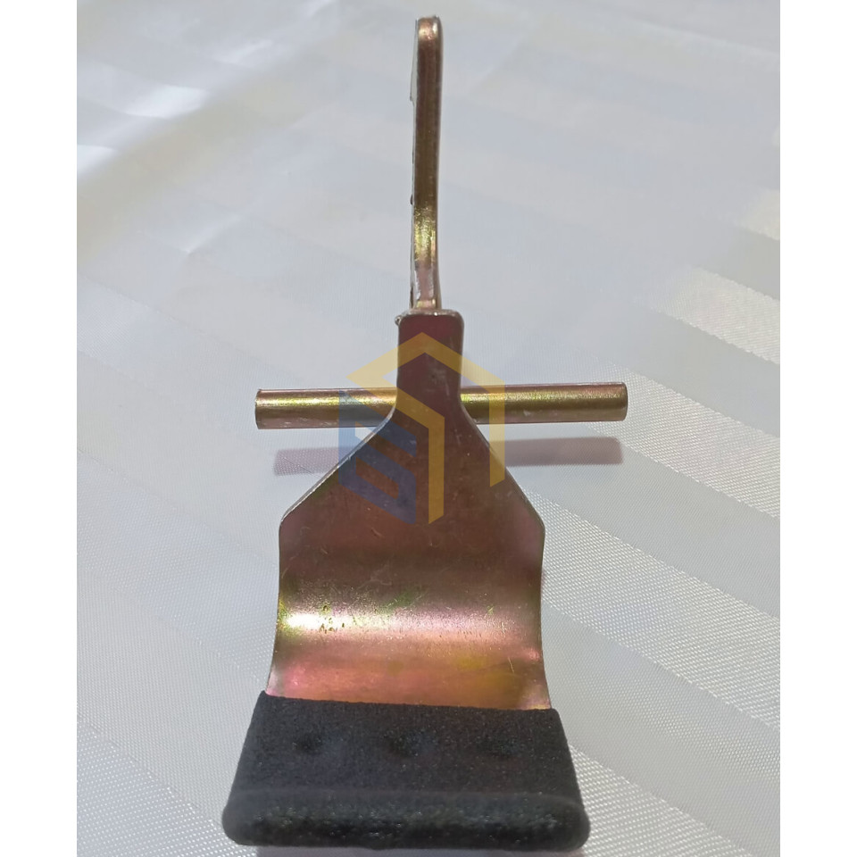 Фіксатор сидіння стальний (70788) квадроцикла Linhai M565Li (134163)