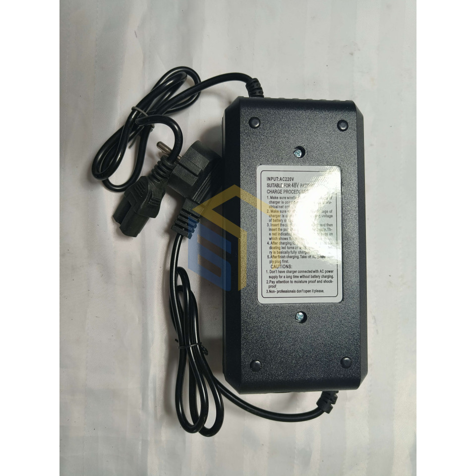 Зарядний пристрій електроскутера FORTE WN500 (137013)