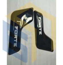 Пластик передній (пара) електроскутера FORTE FAMILY (137048)