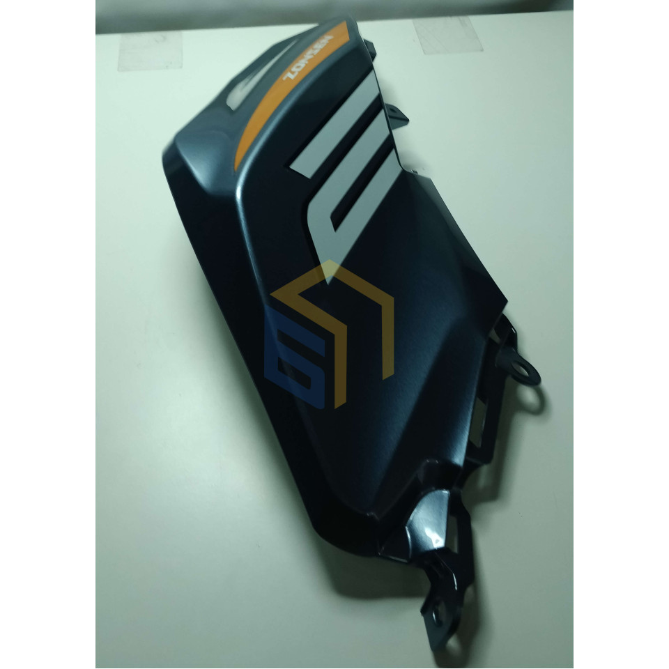 Права захисна пластина бака (крижано-блакитна) мотоцикла ZONSEN BATTLO 5R (140342)