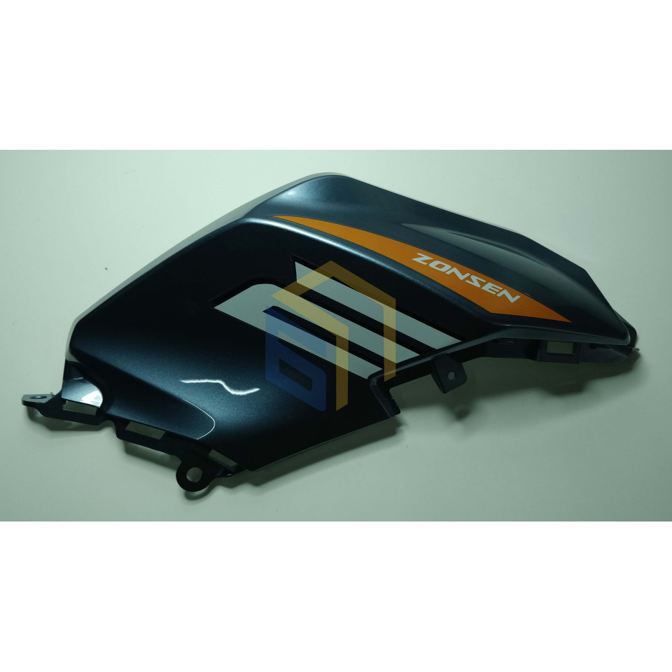 Права захисна пластина бака (крижано-блакитна) мотоцикла ZONSEN BATTLO 5R (140342)