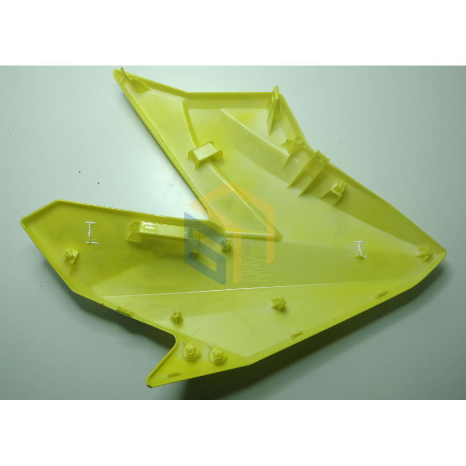 Права декоративна кришка бака (зелена) мотоцикла ZONSEN BATTLO 5R (140344)