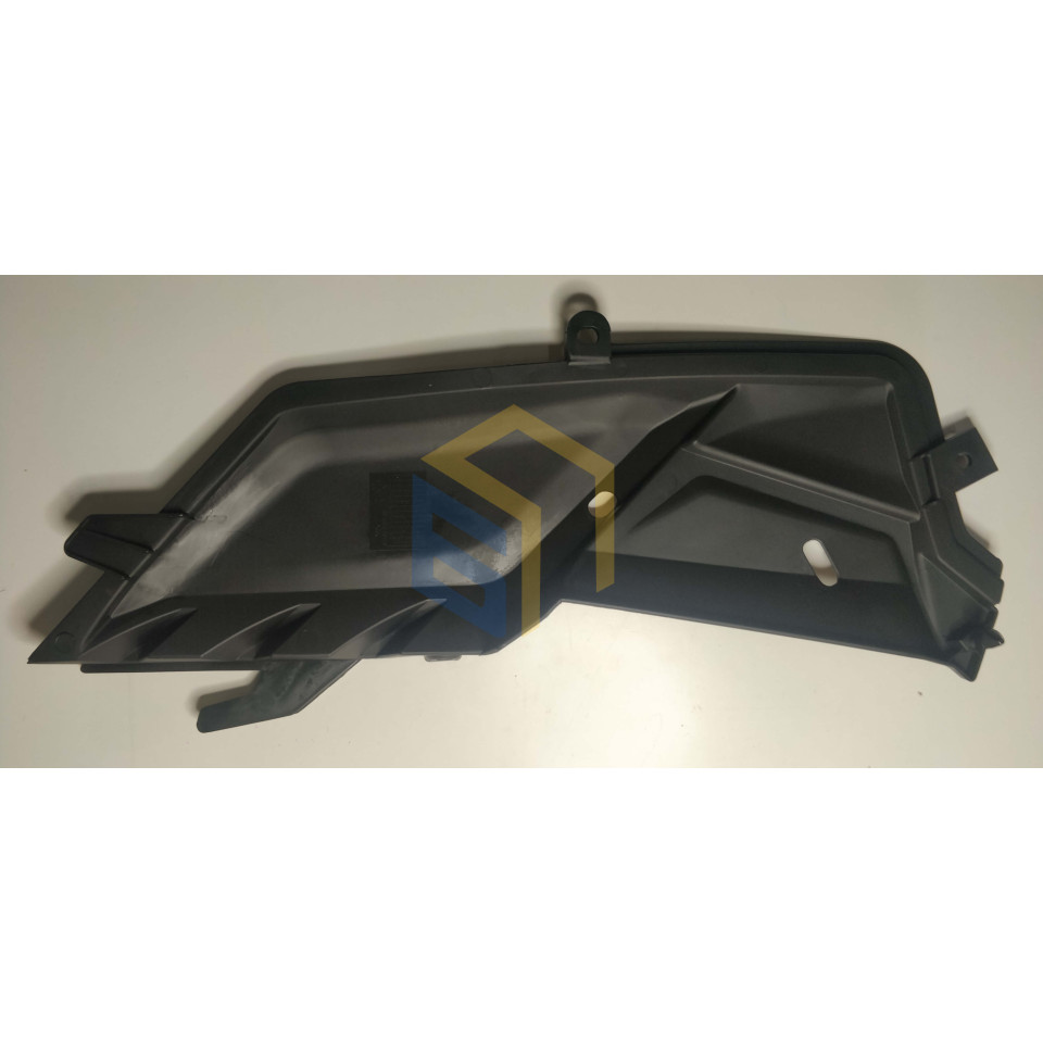 Правий щиток мотоцикла ZONSEN BATTLO 5R (140346)