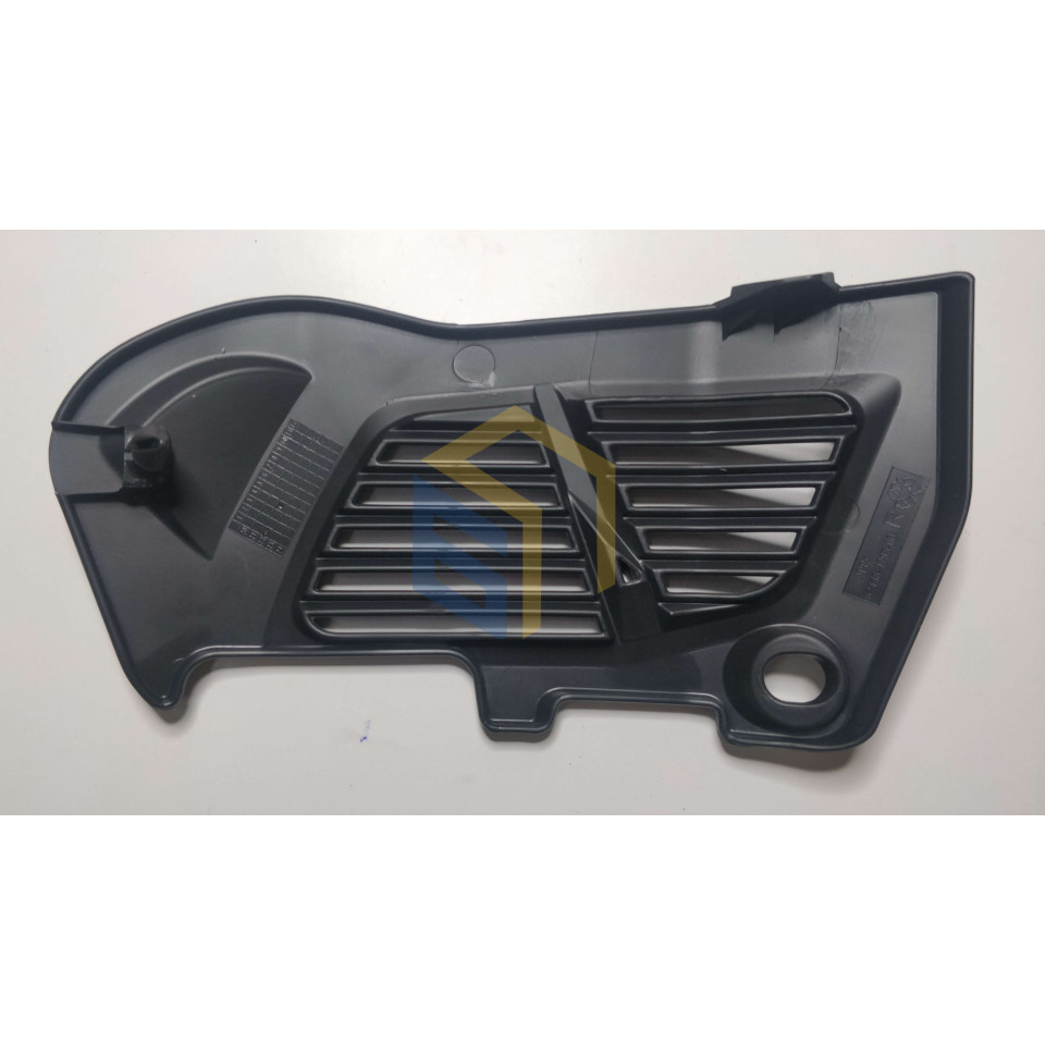 Декоративна частина правого щитка мотоцикла ZONSEN BATTLO 5R (140348)