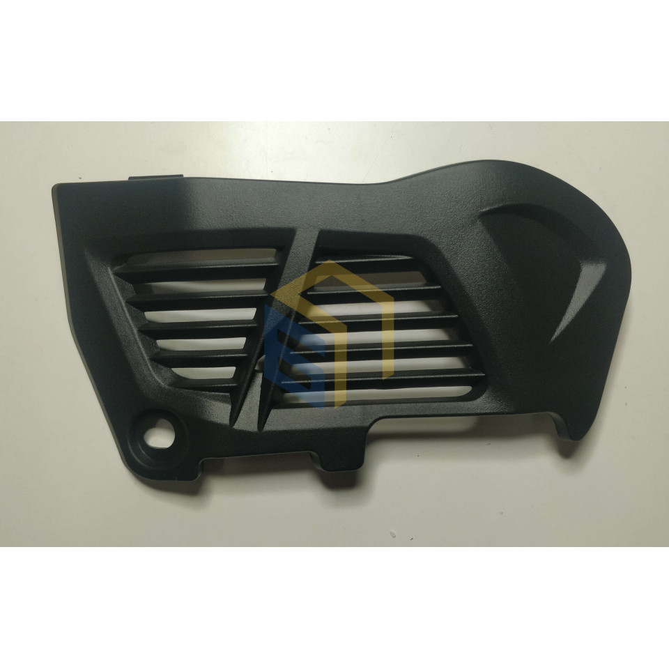 Декоративна частина правого щитка мотоцикла ZONSEN BATTLO 5R (140348)