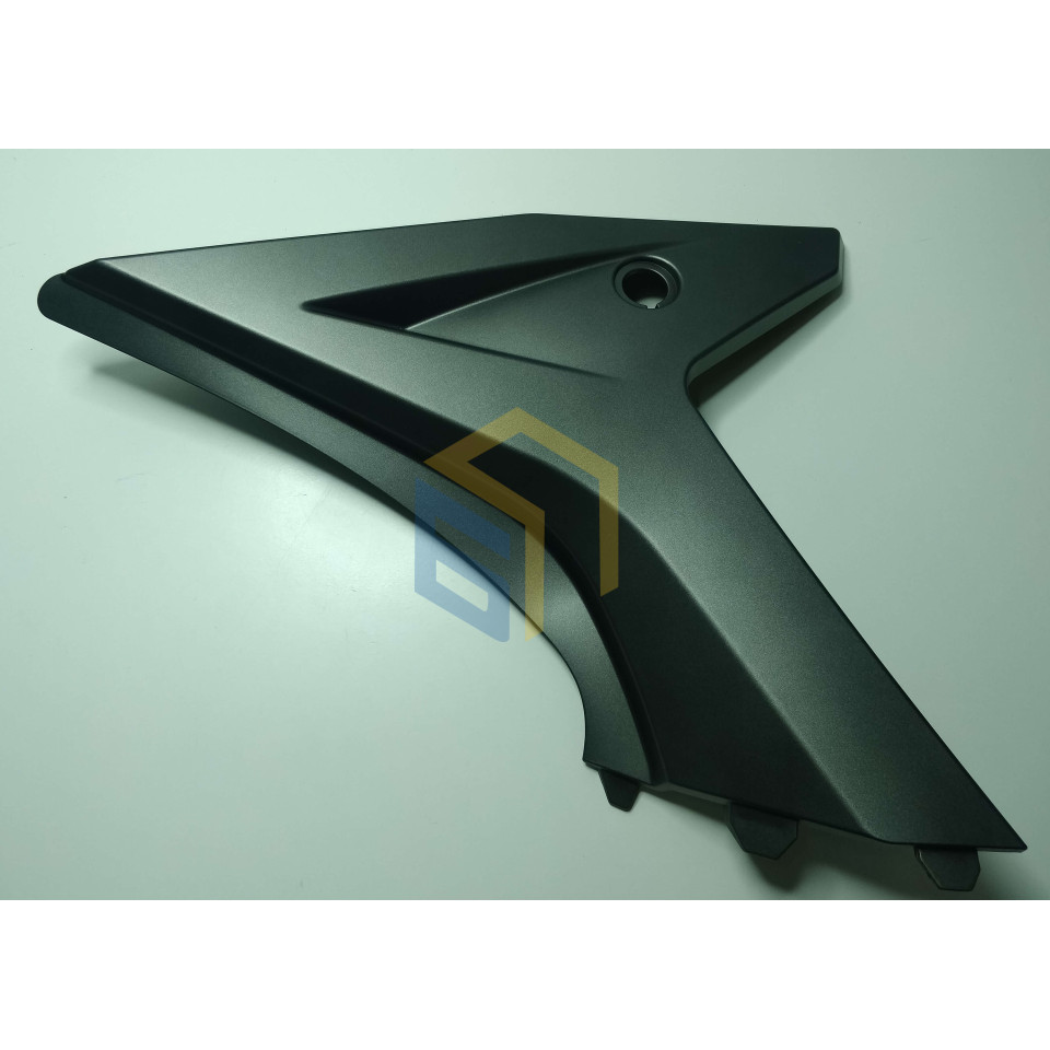 Ліва бічна кришка (сіра) мотоцикла ZONSEN BATTLO 5R (140349)