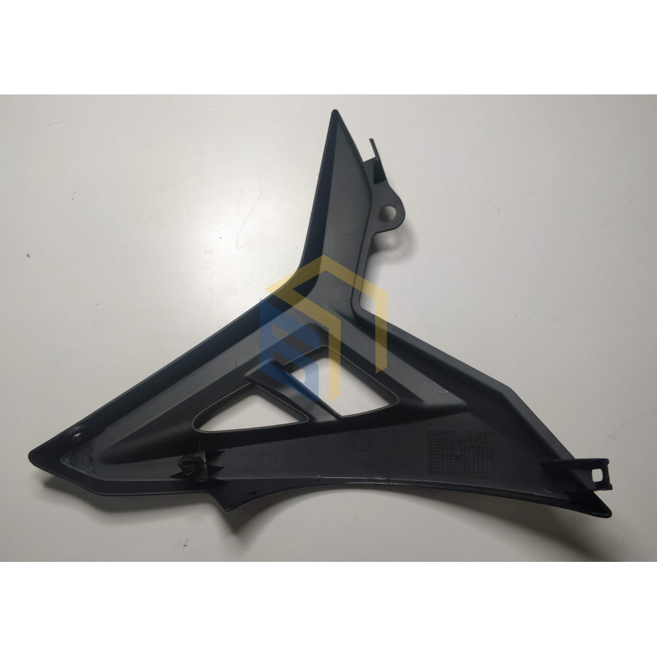 Дефлектор правий мотоцикла ZONSEN BATTLO 5R (140356)