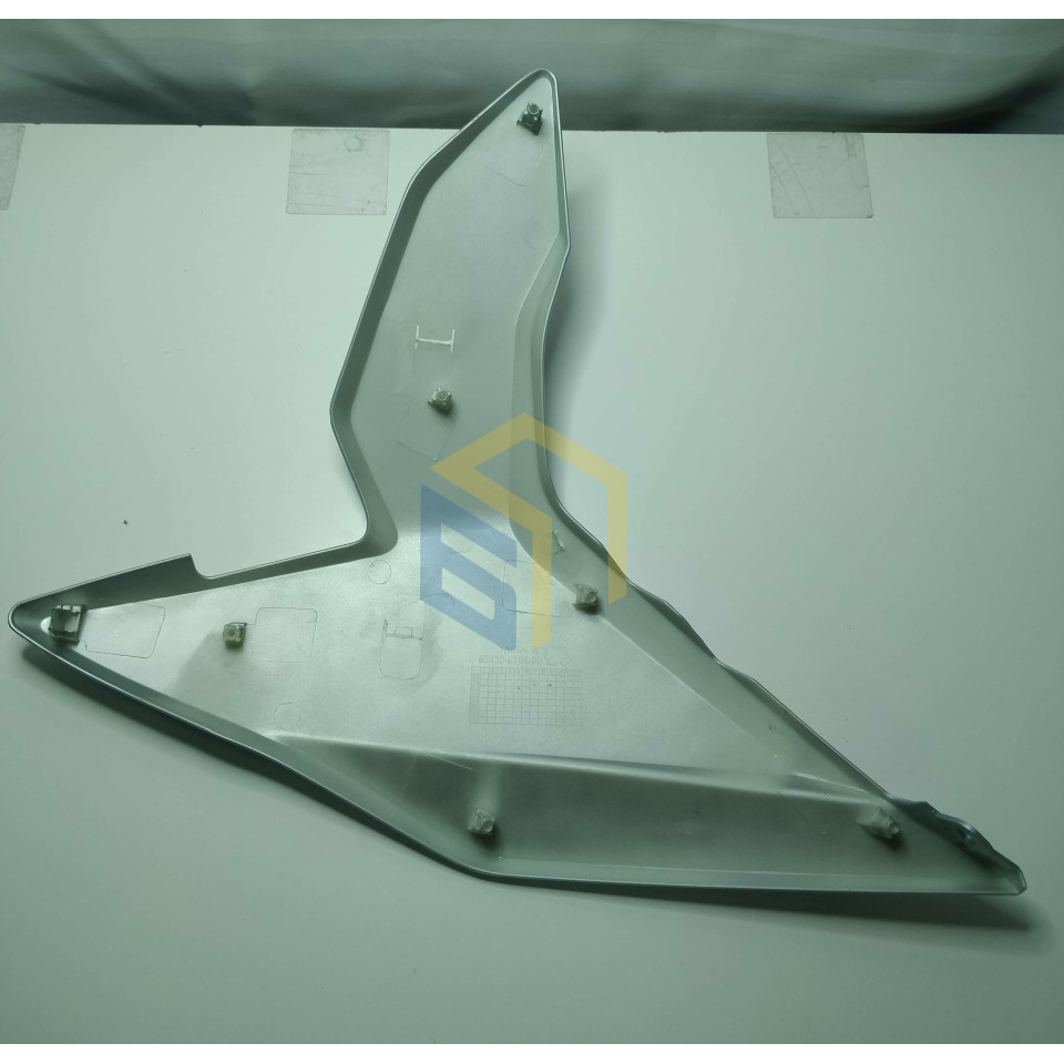 Права захисна панель (жовта) мотоцикла ZONSEN CARRERA 250,300 (140424)