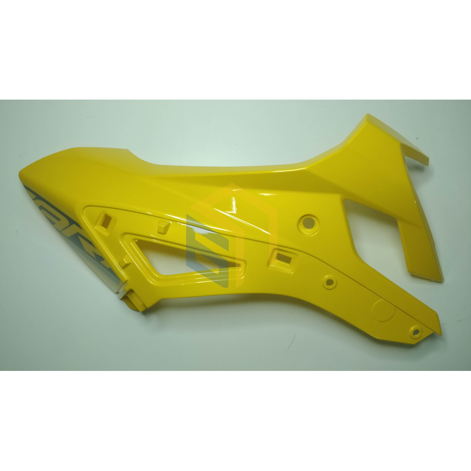 Права кришка паливного бака (жовта) мотоцикла ZONSEN CARRERA 250,300 (140428, 140426)