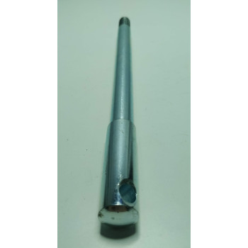 Вісь передньго еолеса мотоцикла CYCLONE RX3 (140536)