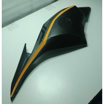 Ліва декоративна кришка бака (помаранч) мотоцикла CYCLONE RX3 (140549)