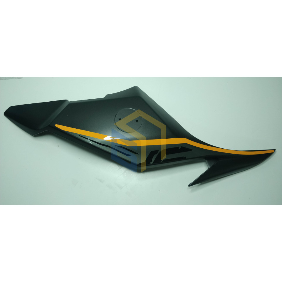 Ліва декоративна кришка бака (помаранч) мотоцикла CYCLONE RX3 (140549)