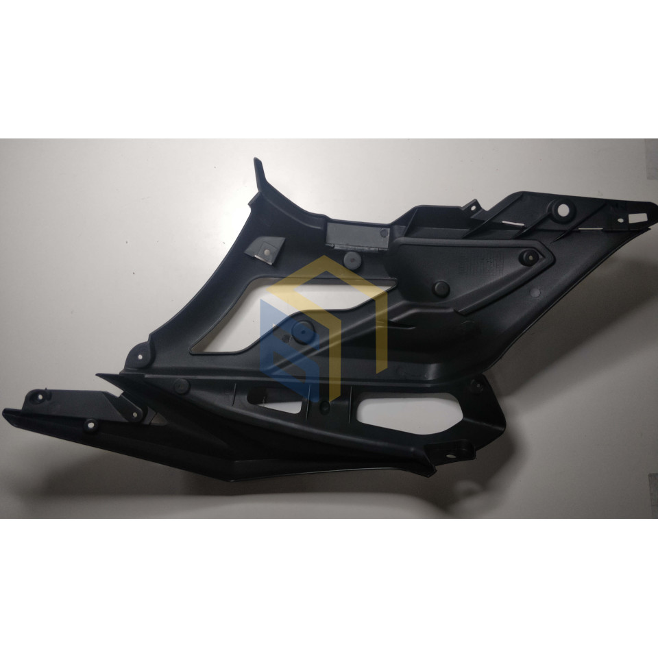 Ліва захисна пластина бака мотоцикла CYCLONE RX3 (140551)