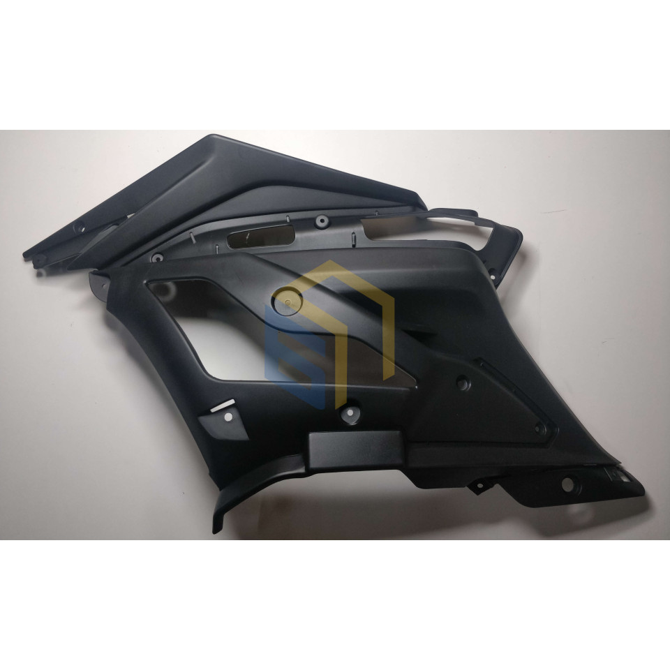 Ліва захисна пластина бака мотоцикла CYCLONE RX3 (140551)