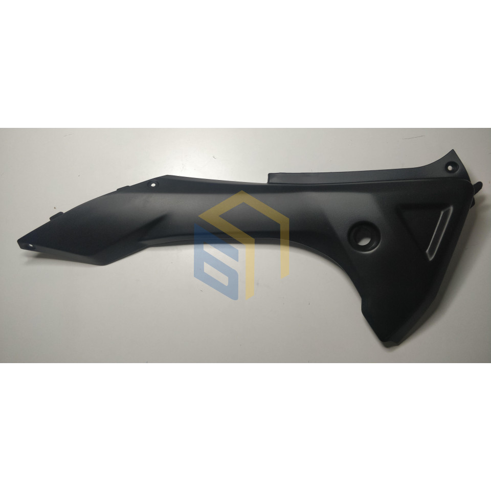 Ліва бічна кришка мотоцикла CYCLONE RX3 (140557)