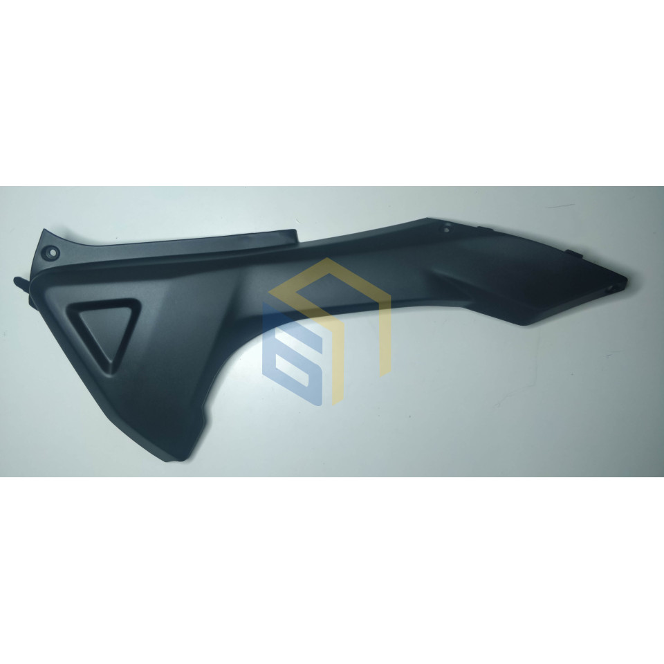 Права бічна кришка мотоцикла CYCLONE RX3 (140558)
