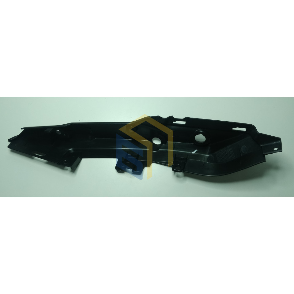 Права накладка корпуса мотоцикла CYCLONE RX401 (140599)