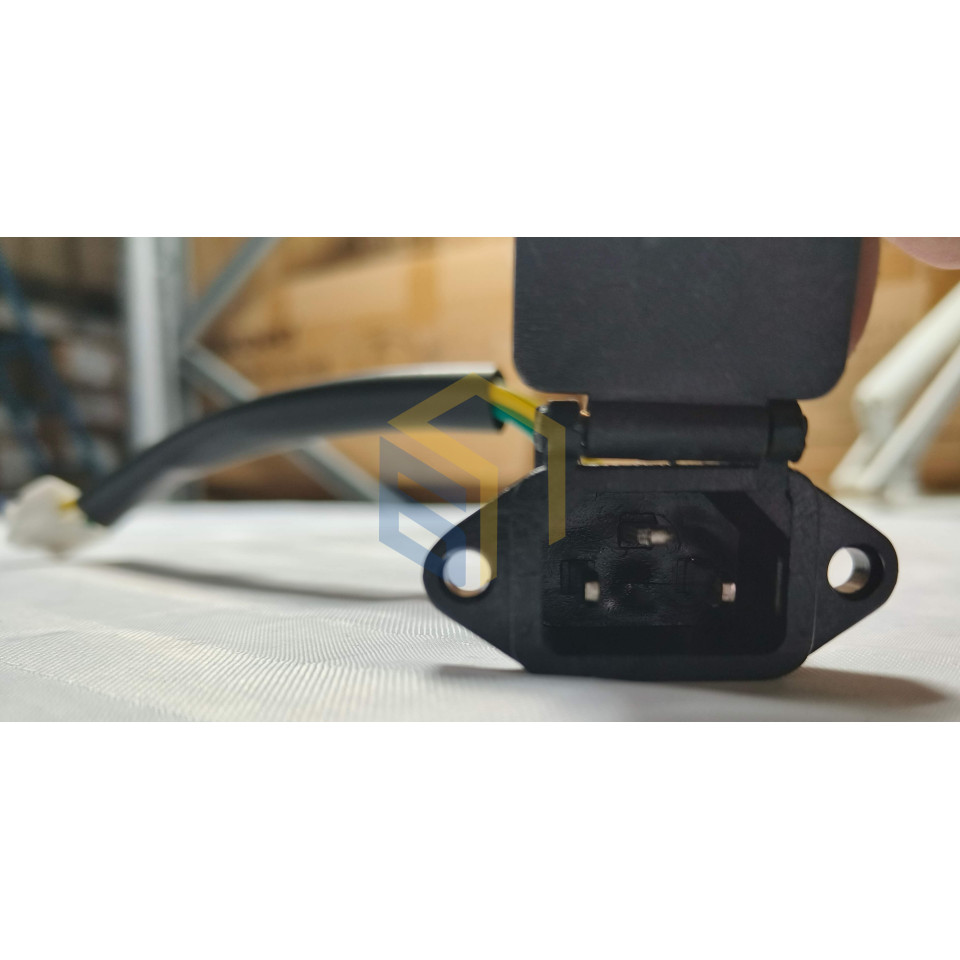 Порт зарядки зарядного пристрою електроскутера FORTE STRIKER (141057)