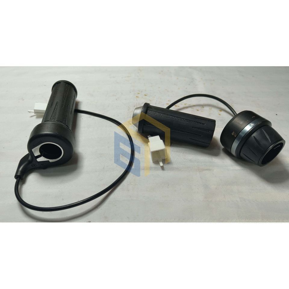 Дросель з ручкою електроскутера FORTE STRIKER (141060)