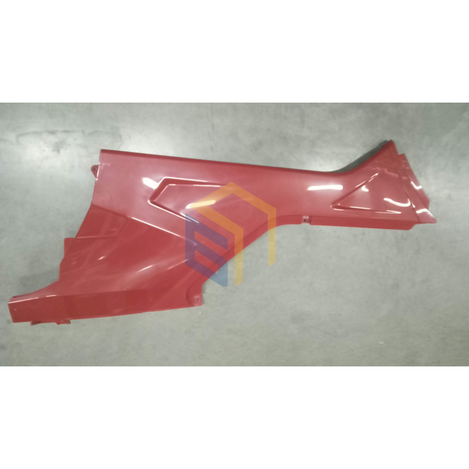 Бічна кришка права червона (364102G) квадроцикла Linhai 565 (141828)