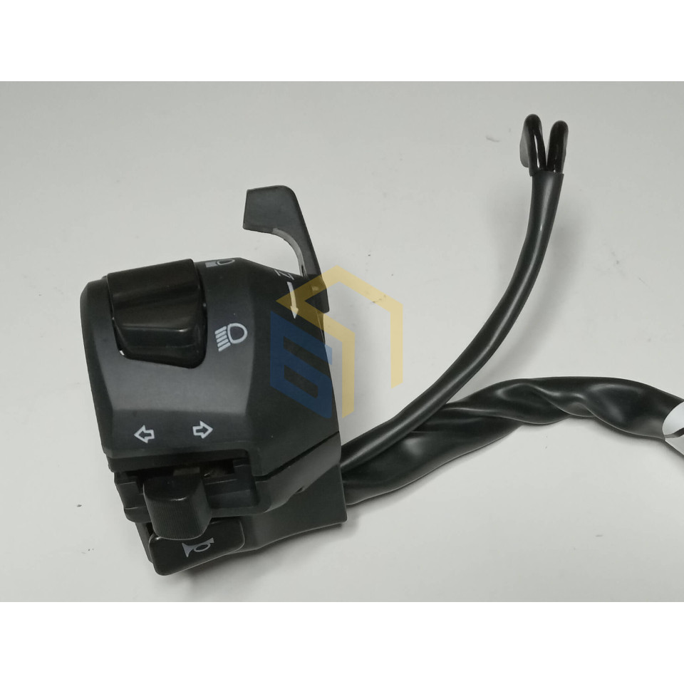 Лівий перемикач мотоцикла Forte FT300GY-C5D (142821)