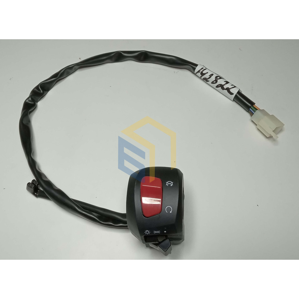 Правий перемикач мотоцикла Forte FT300GY-C5D (142822)