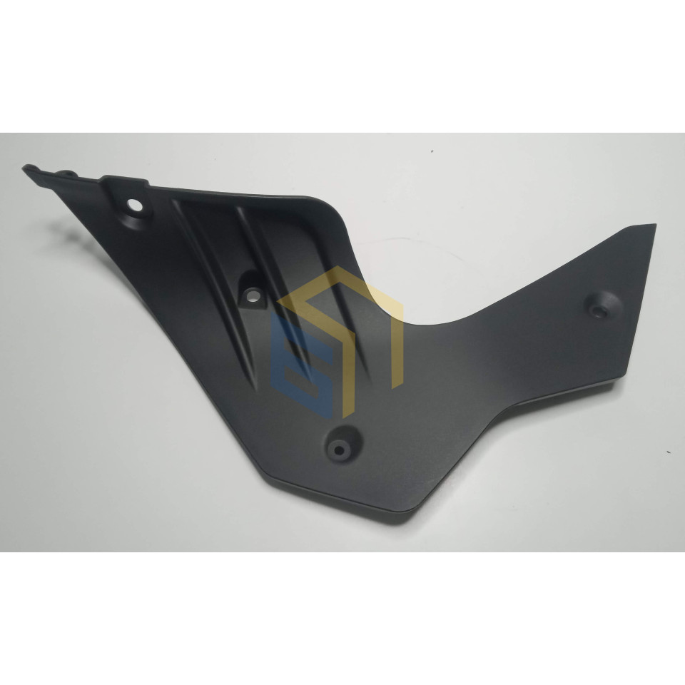 Панель правого захиста паливного бака мотоцикла Forte FT300GY-C5D (142845)
