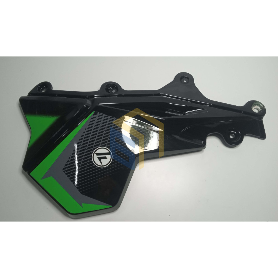 Нижній лівий кожух паливного бака мотоцикла Forte FT300GY-C5D (142848)