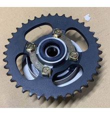 Задня зірочка в зборі мотоцикла Forte FT125-FA2 (147863)