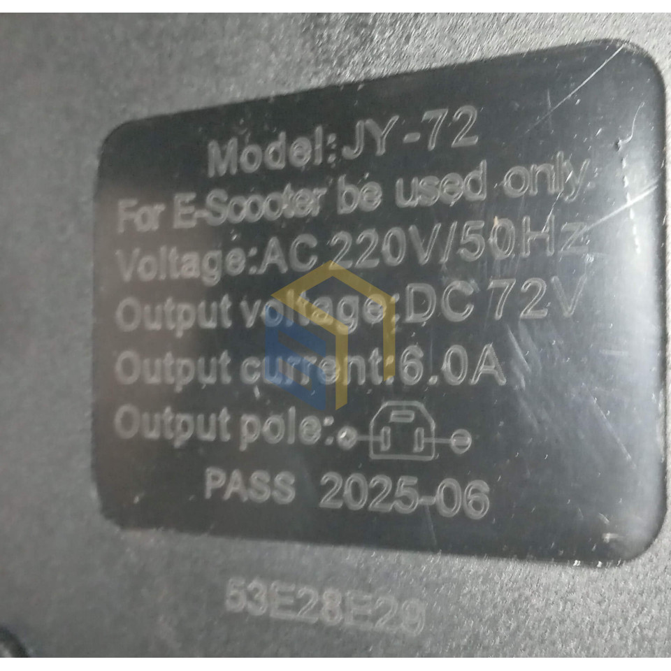 Зарядний пристрій 72V6A електроскутера FORTE Т4 (148623)