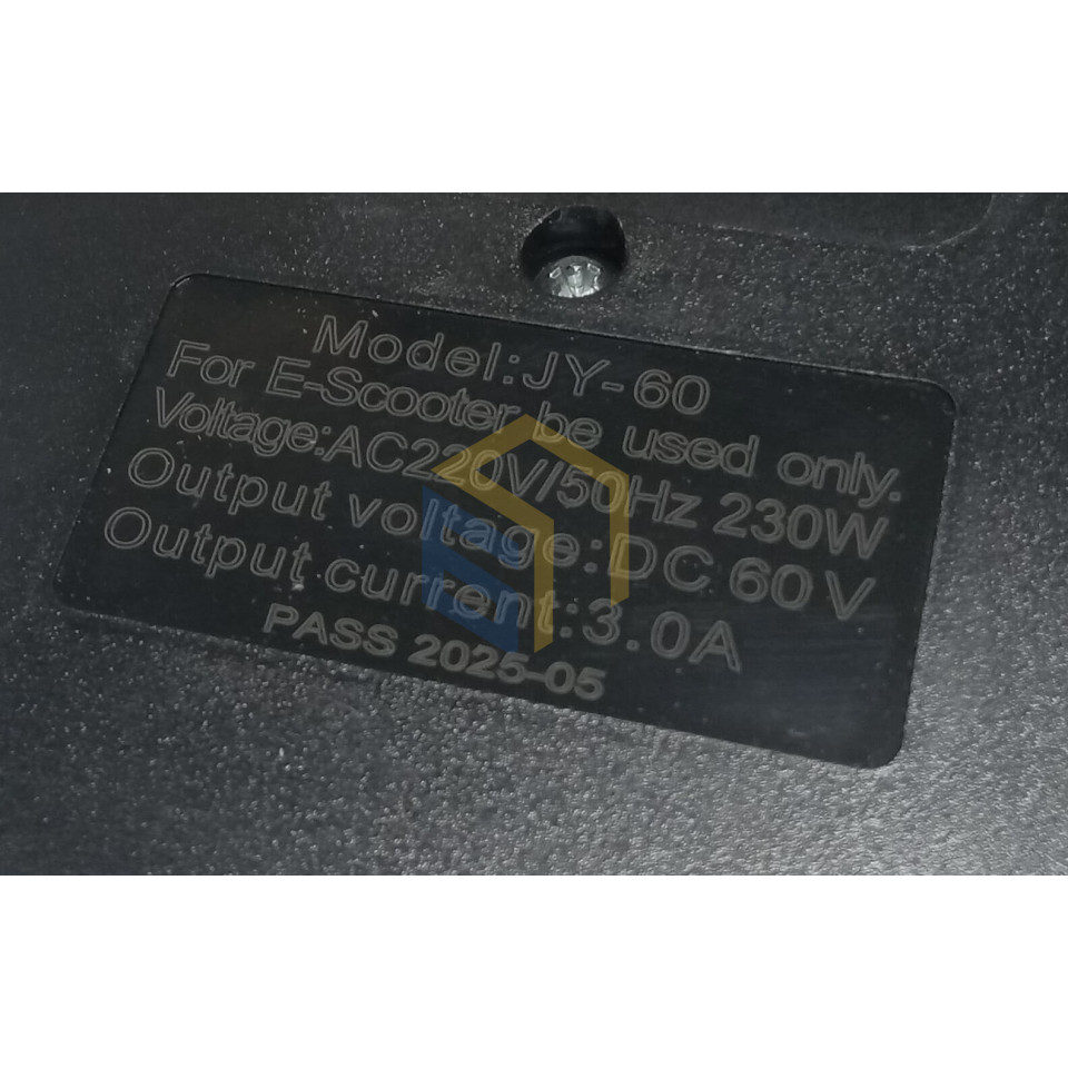 Зарядний пристрій 60V20AH/4A електроскутера FORTE T3 (150273)