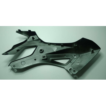 Права накладка паливного бака (чорна) мотоцикла ZONSEN CARRERA 250,300 (152075, 152076, 152062)