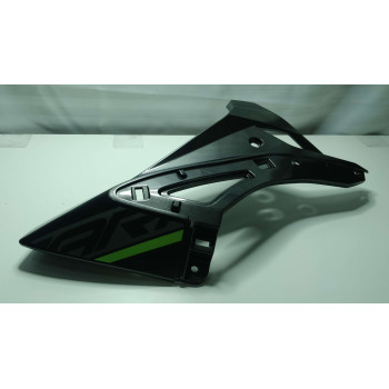 Права накладка паливного бака (чорна) мотоцикла ZONSEN CARRERA 250,300 (152075, 152076, 152062)