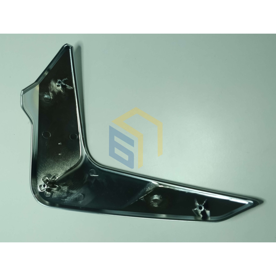 Декоративна частина правого захиста бака (чорна) мотоцикла CYCLONE RX401 (152085)