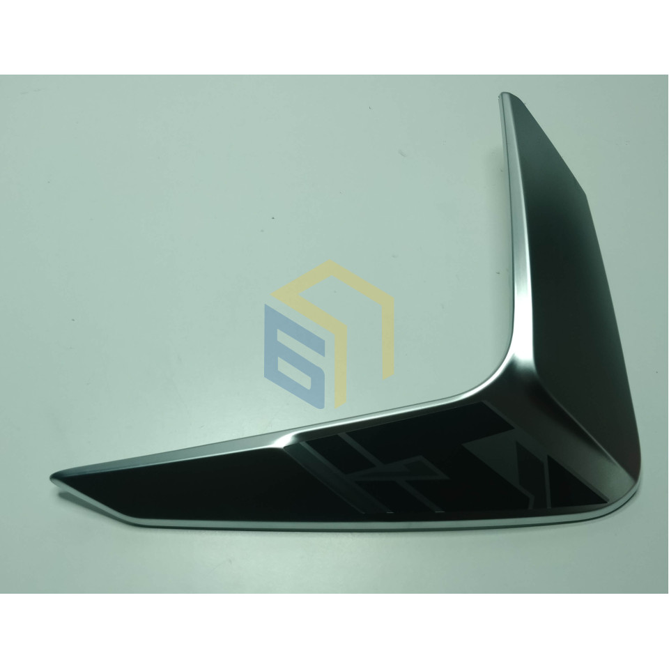 Декоративна частина правого захиста бака (чорна) мотоцикла CYCLONE RX401 (152085)