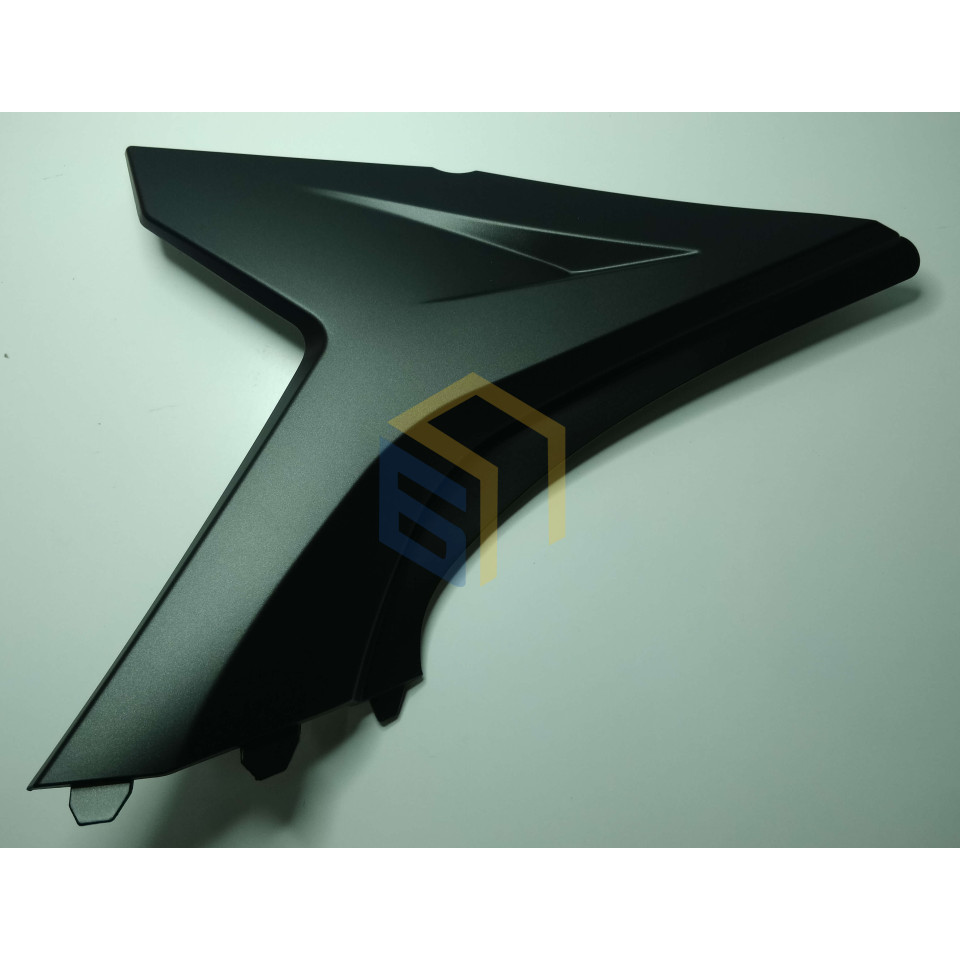 Права бічна кришка (чорна) мотоцикла ZONSEN BATTLO 5R (152090)