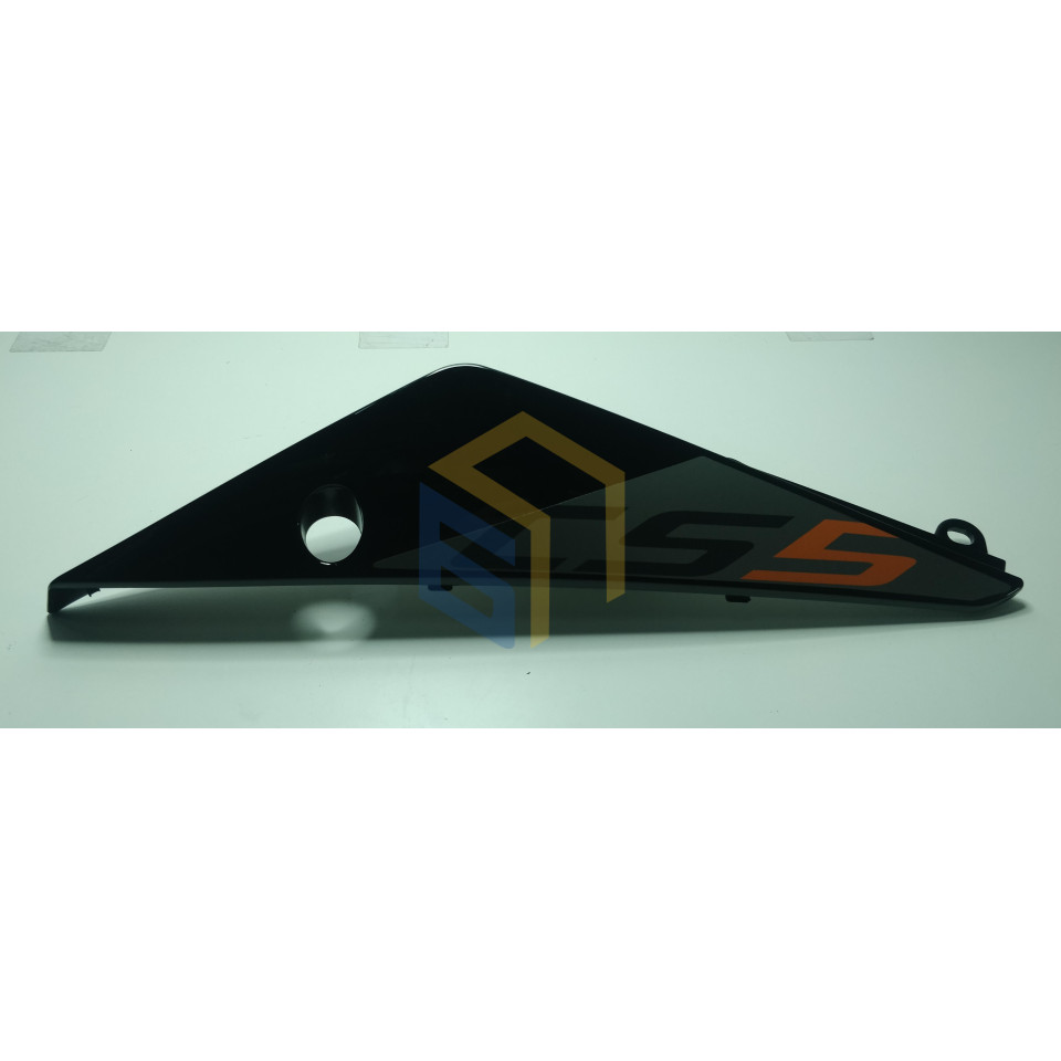 Права кришка корпусу (крижано-блакитна) мотоцикла ZONSEN BATTLO 5R (152106)