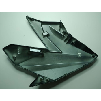 Права декоративна кришка бака (сіра) мотоцикла ZONSEN BATTLO 5R (152107)