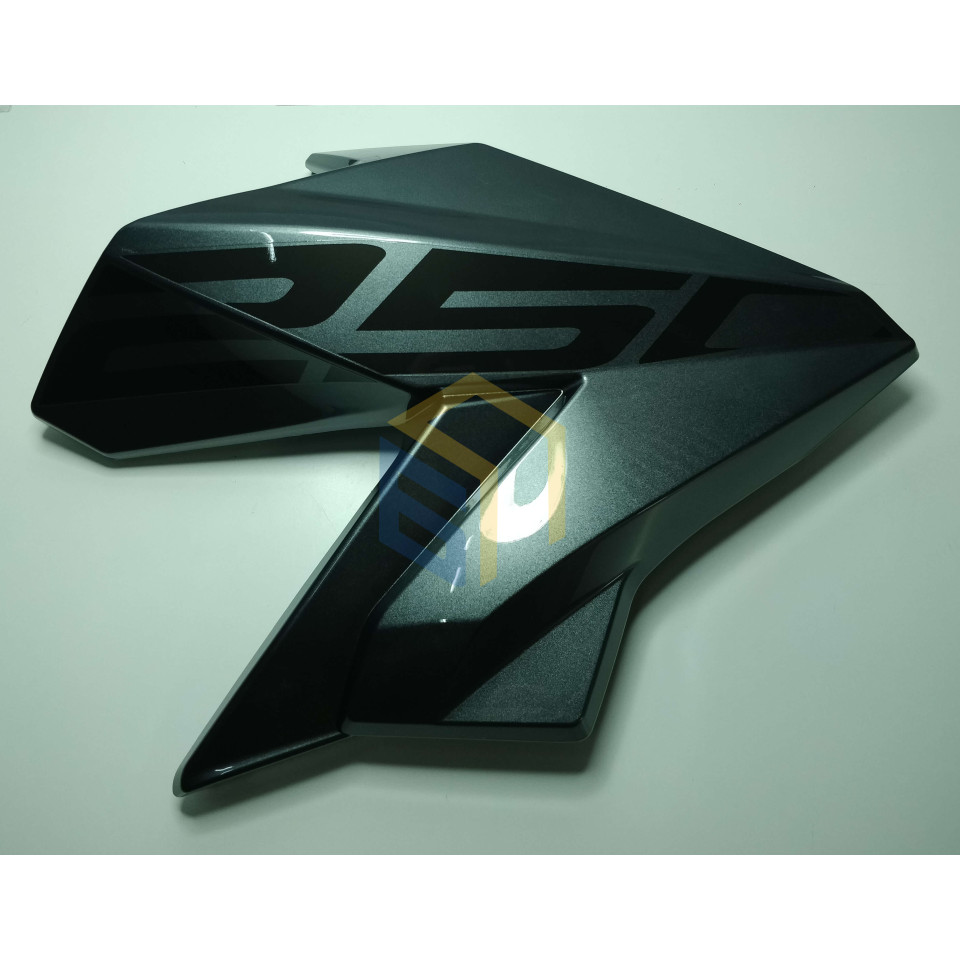 Права декоративна кришка бака (сіра) мотоцикла ZONSEN BATTLO 5R (152107)