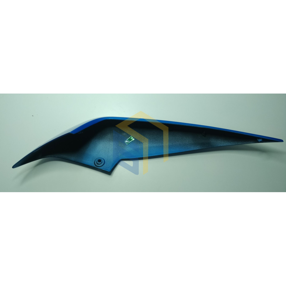 Права обшивка паливного бака (синя) мотоцикла CYCLONE RX3 (152144)