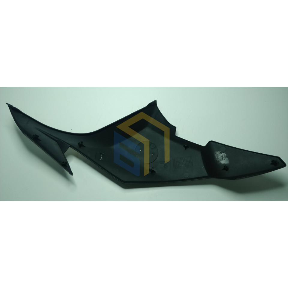 Ліва декоративна кришка бака (жовта) мотоцикла CYCLONE RX3 (152146)