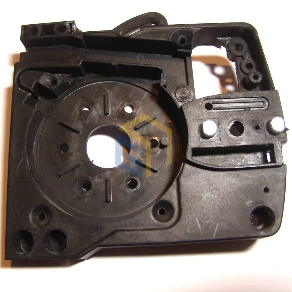 Крышка корпуса редуктора электропилы Forte FES 22-40 (32118)