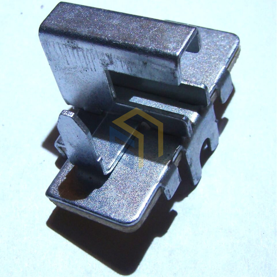 Щеткодержатель пилы дисковой Forte CS 200 TS (45342)